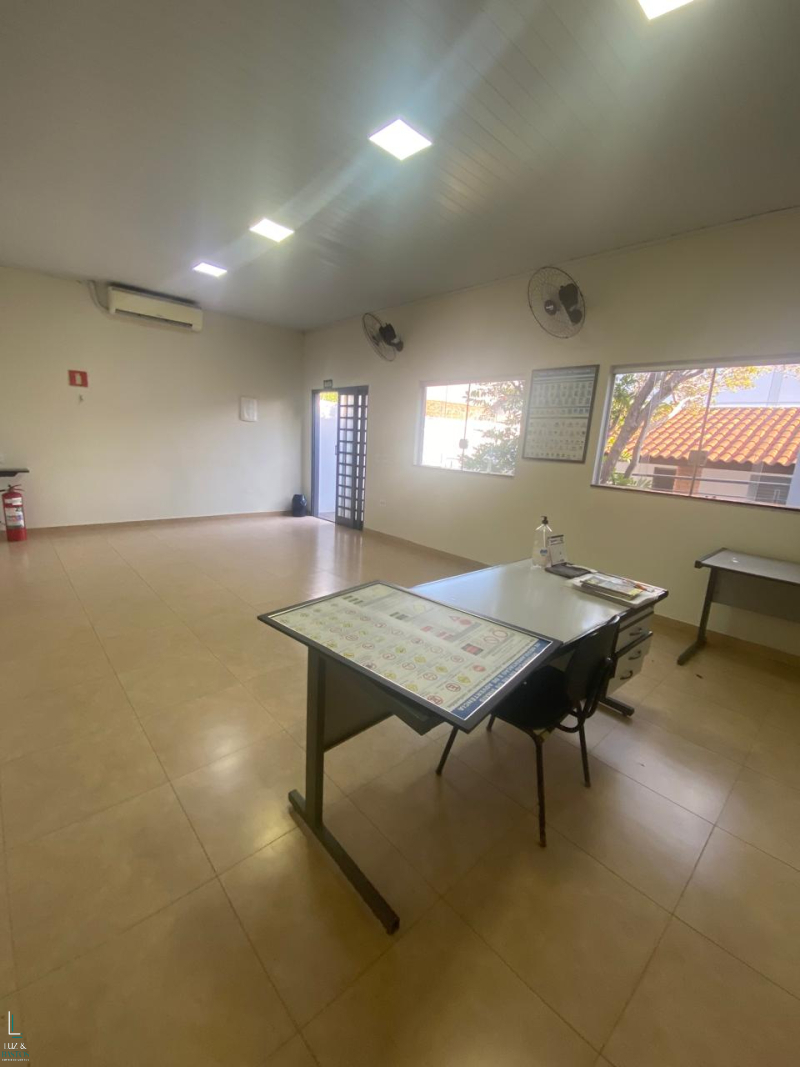 Av Eng Necker Carvalho de Camargos  - Barretos/SP